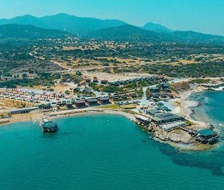 Zambak Holiday Village & Restaurant Superb Seafront Location ! Agios Georgios  Exteriér fotografie
