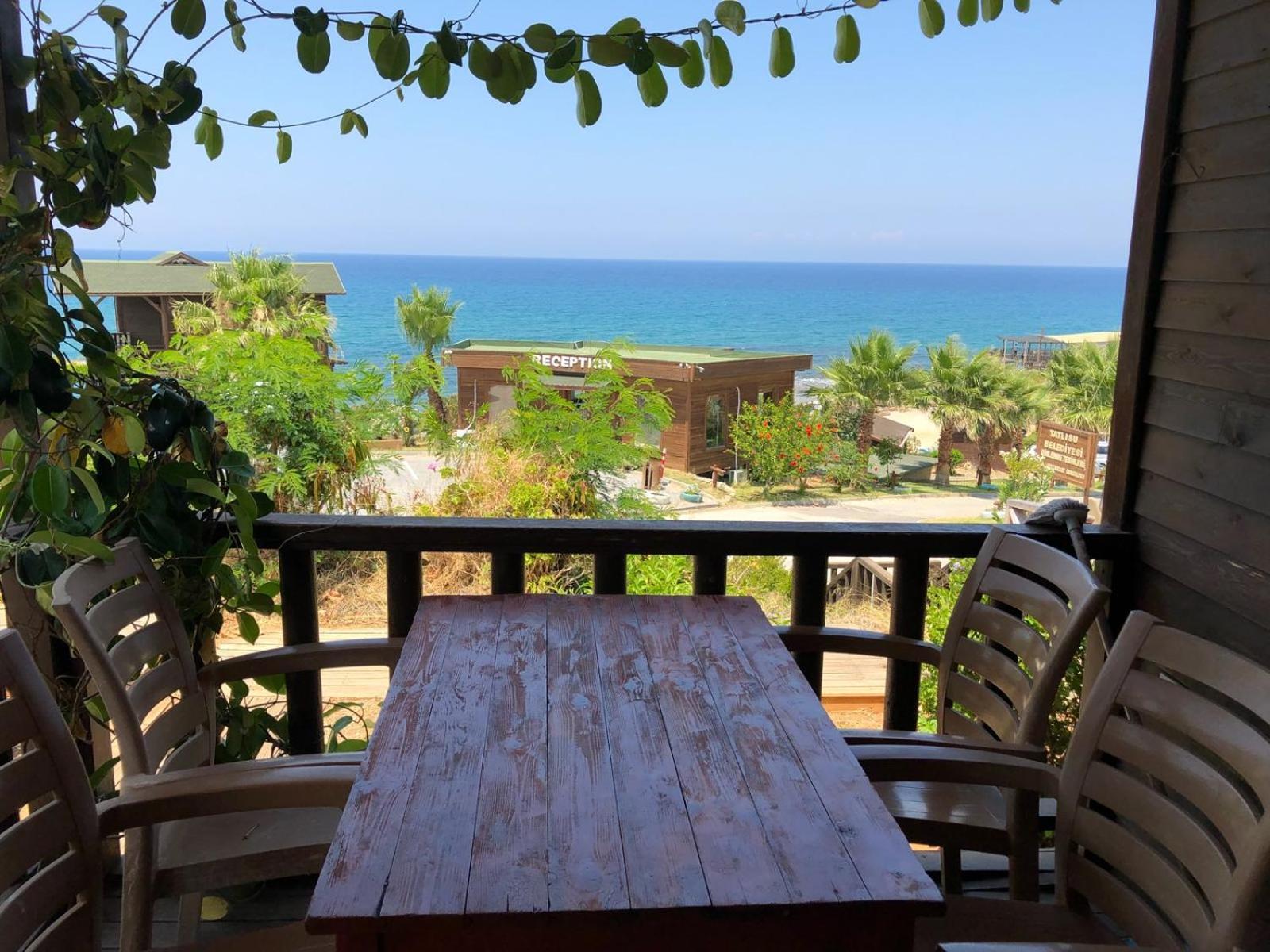 Zambak Holiday Village & Restaurant Superb Seafront Location ! Agios Georgios  Exteriér fotografie
