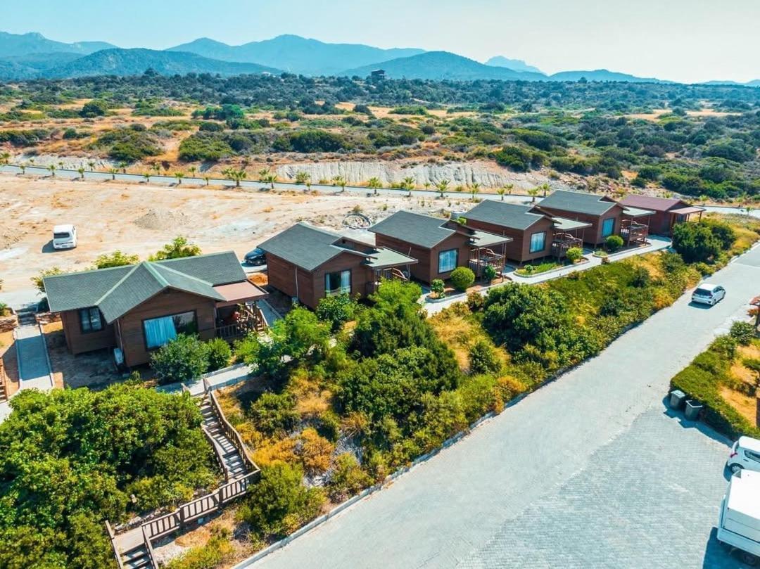 Zambak Holiday Village & Restaurant Superb Seafront Location ! Agios Georgios  Exteriér fotografie