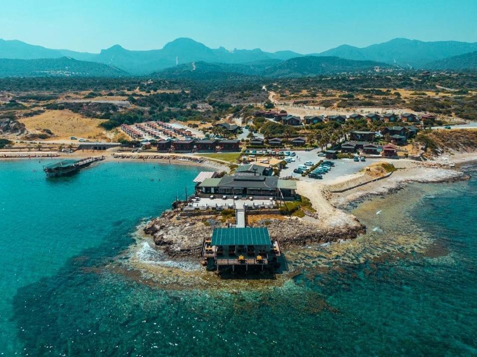Zambak Holiday Village & Restaurant Superb Seafront Location ! Agios Georgios  Exteriér fotografie