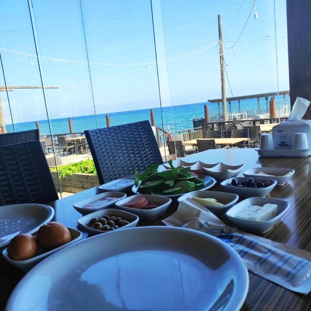 Zambak Holiday Village & Restaurant Superb Seafront Location ! Agios Georgios  Exteriér fotografie