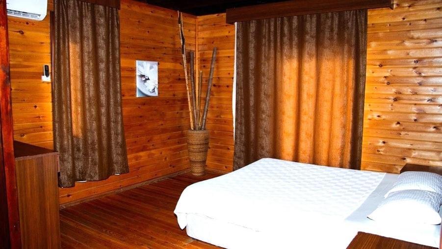 Zambak Holiday Village & Restaurant Superb Seafront Location ! Agios Georgios  Exteriér fotografie